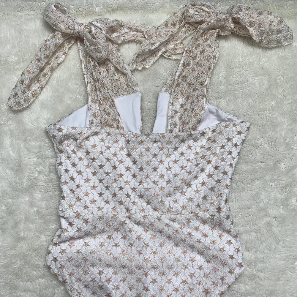 Soah Women's Sienna Printed Lace One Piece Swimsuit Size Small